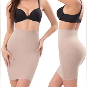 L • Assets by Spanx • Power Mesh Shaping Tummy Smoothing Half Slip - Beige
